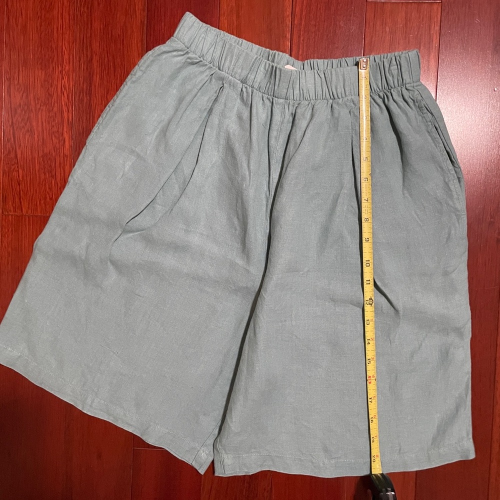 Eileen Fisher Vintage Light Teal Linen Button Vest & Shorts outfit or separates. - Picture 11 of 13
